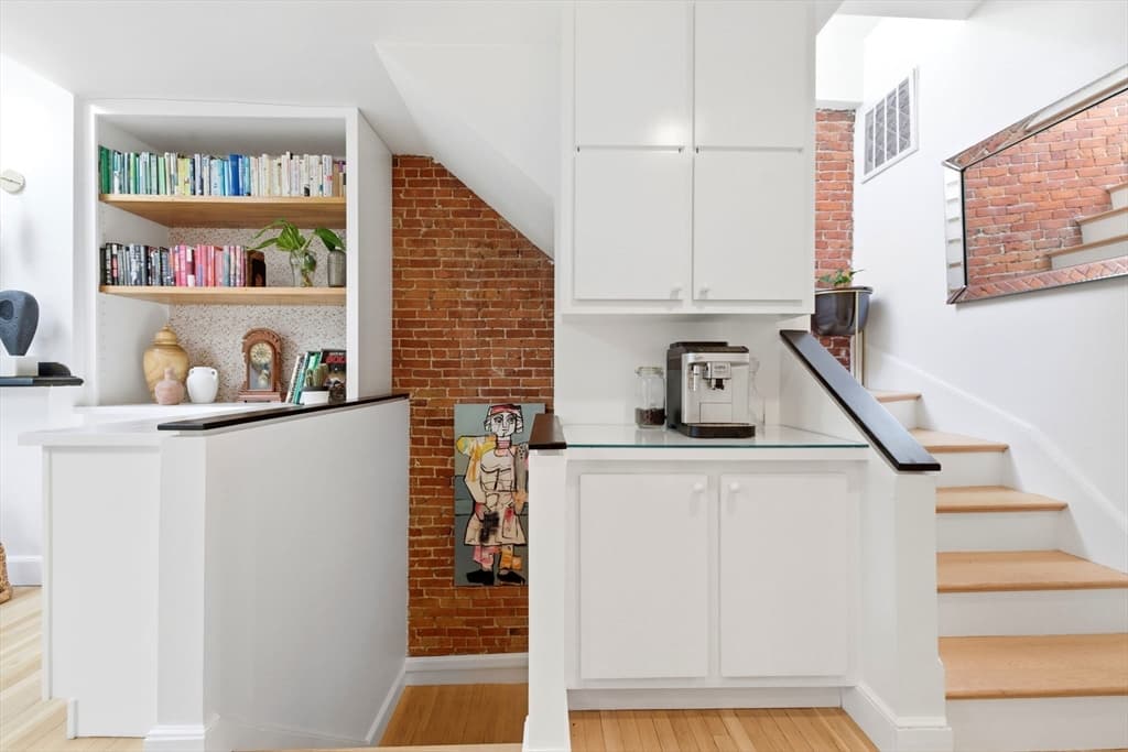 Condominium at 552 Columbus Ave Unit 6, Boston MA 02118, photo 14 of 28