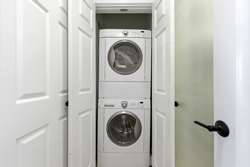 Condominium at 552 Columbus Ave Unit 6, Boston MA 02118, photo 21 of 28