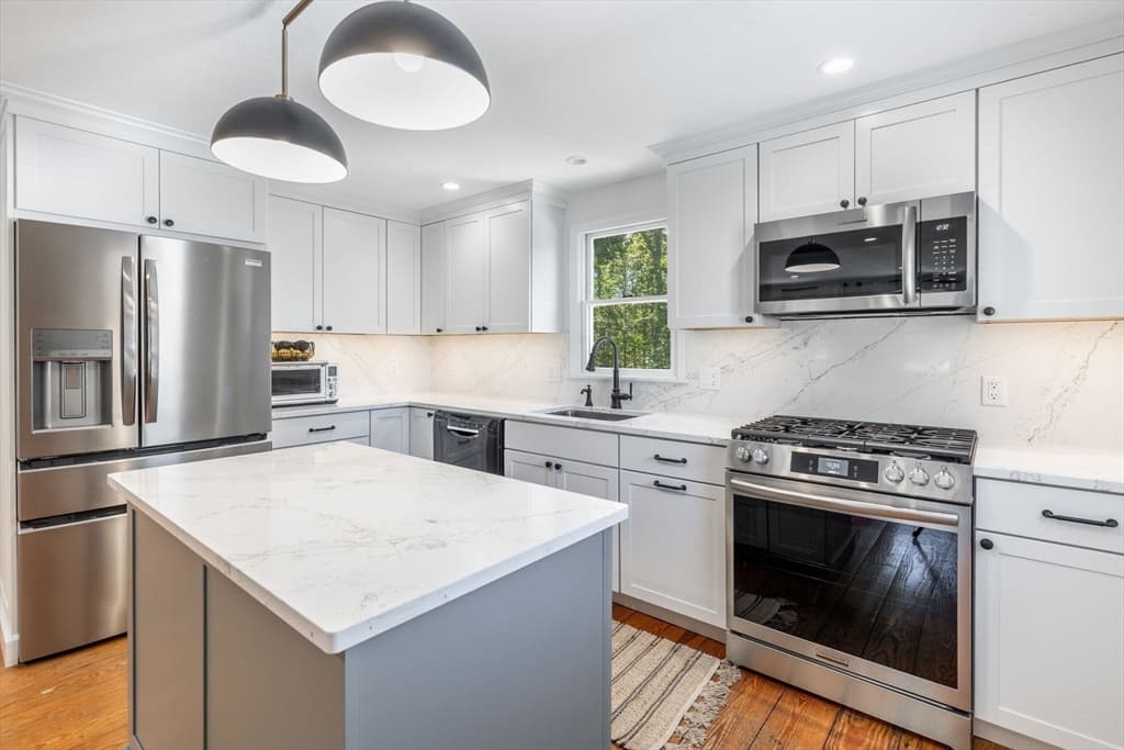 Single Family Residence at 11 Deer Hollow Rd, Sandwich MA 02644, Sandwich, photo 7 of 30