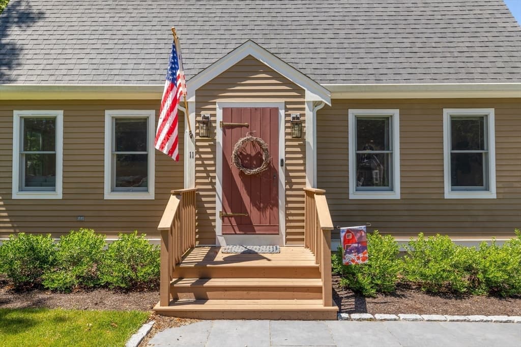 Single Family Residence at 11 Deer Hollow Rd, Sandwich MA 02644, Sandwich, photo 5 of 30