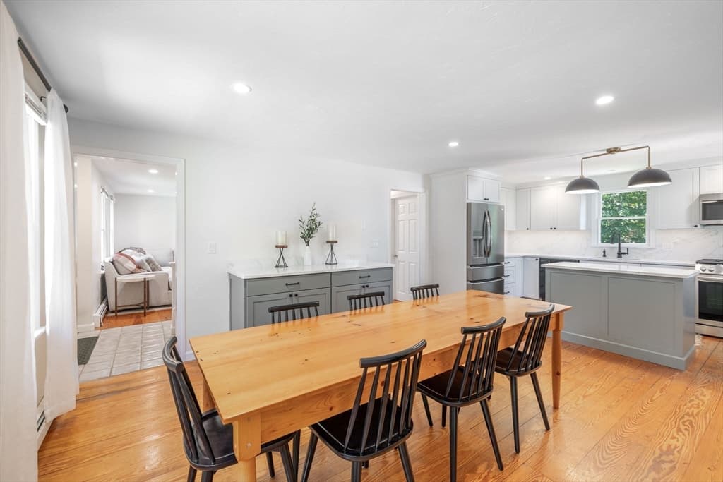 Single Family Residence at 11 Deer Hollow Rd, Sandwich MA 02644, Sandwich, photo 8 of 30