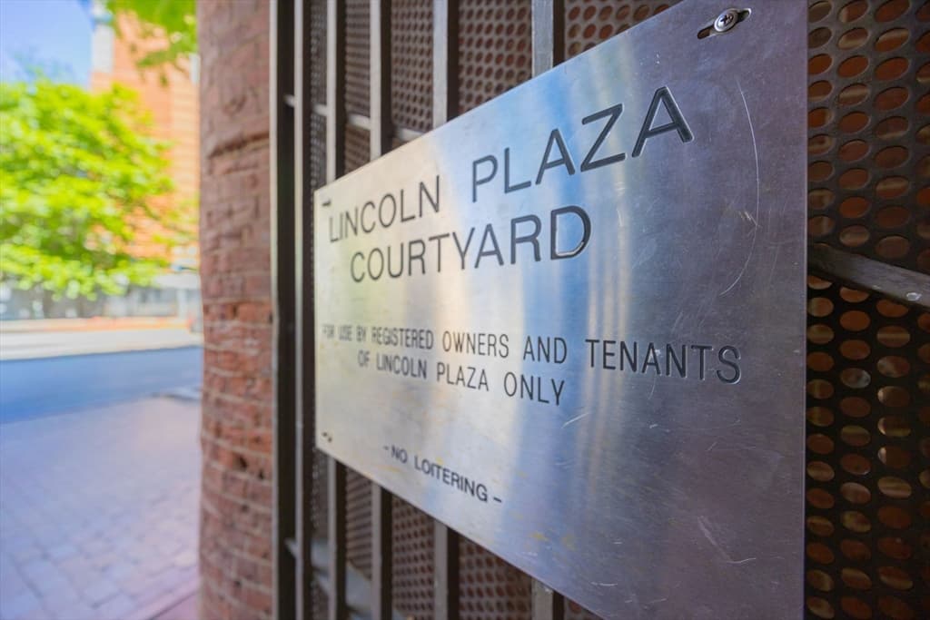 Condominium at 70 Lincoln St. # L212, Boston MA 02111, Boston, photo 21 of 28