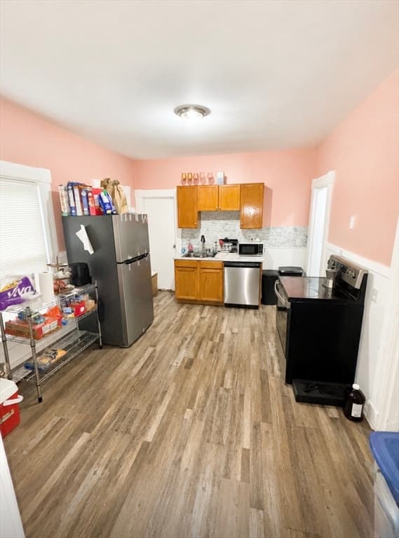 104 Alden St, Springfield MA 01109 photo 15