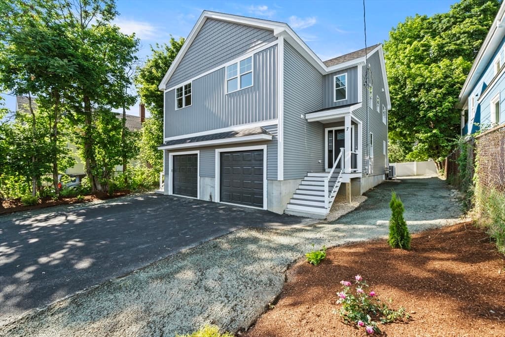 7 4th Ave # 7, Haverhill MA 01830