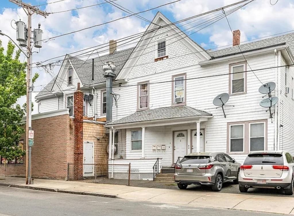 619 Broadway, Everett MA 02149