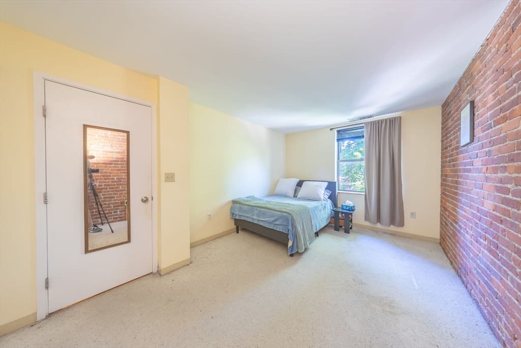 Condominium at 102 Gainsborough St # 402E, Boston MA 02115, Boston, photo 12 of 18