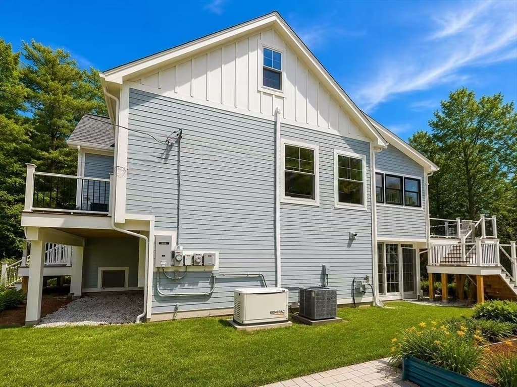 Single Family Residence at 22 Meadowbrook Rd, Bedford MA 01730, photo 4 of 26