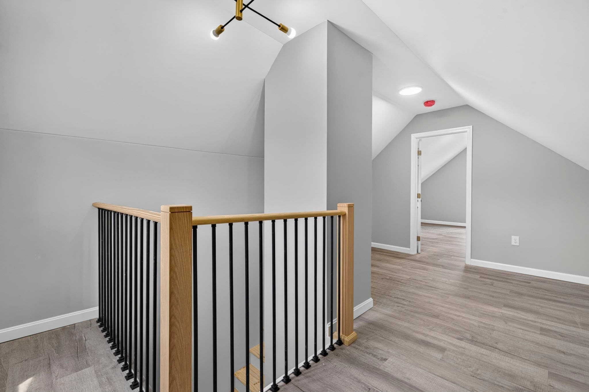 3 Family at 303 West Main Street, Millbury MA 01527, Millbury, photo 5 of 41