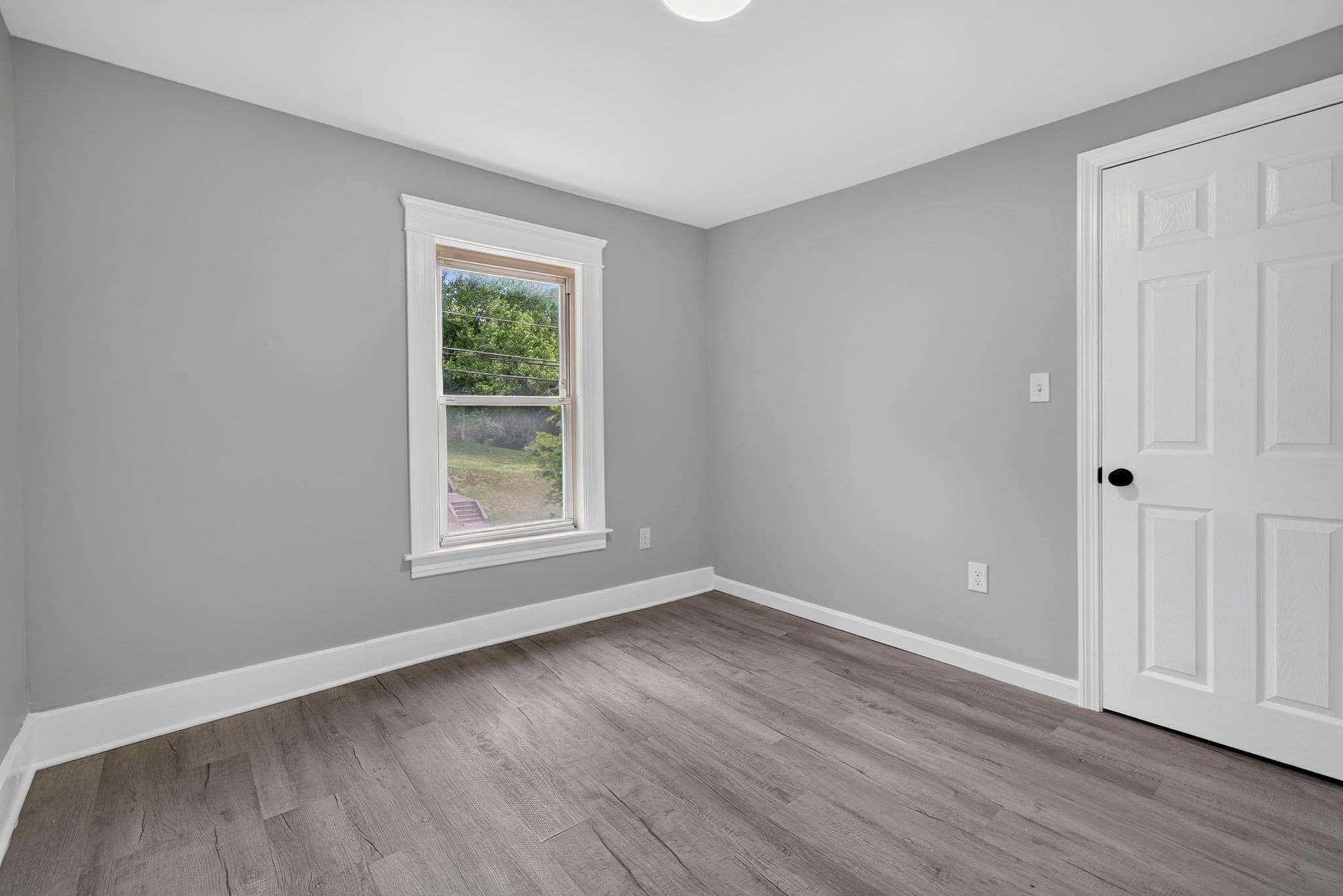 3 Family at 303 West Main Street, Millbury MA 01527, Millbury, photo 15 of 41