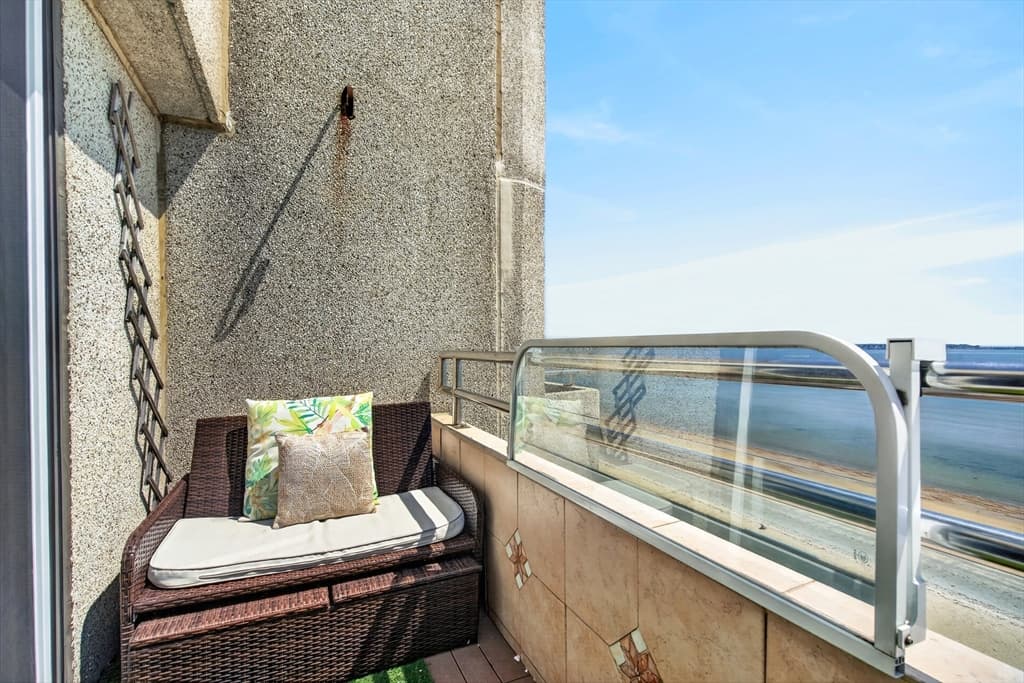 510 Revere Beach Blvd # 1205, Revere MA 02151 photo 30