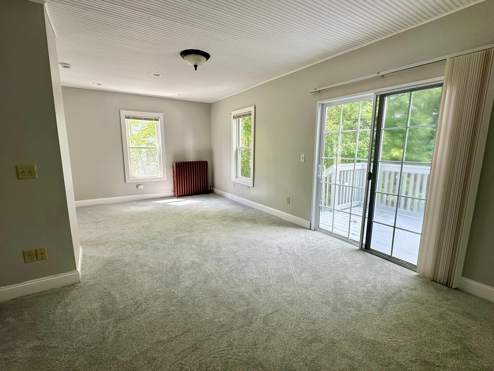 2 Family - 2 Units Up/Down at 33 Prospect Street, Templeton MA 01436, photo 7 of 19