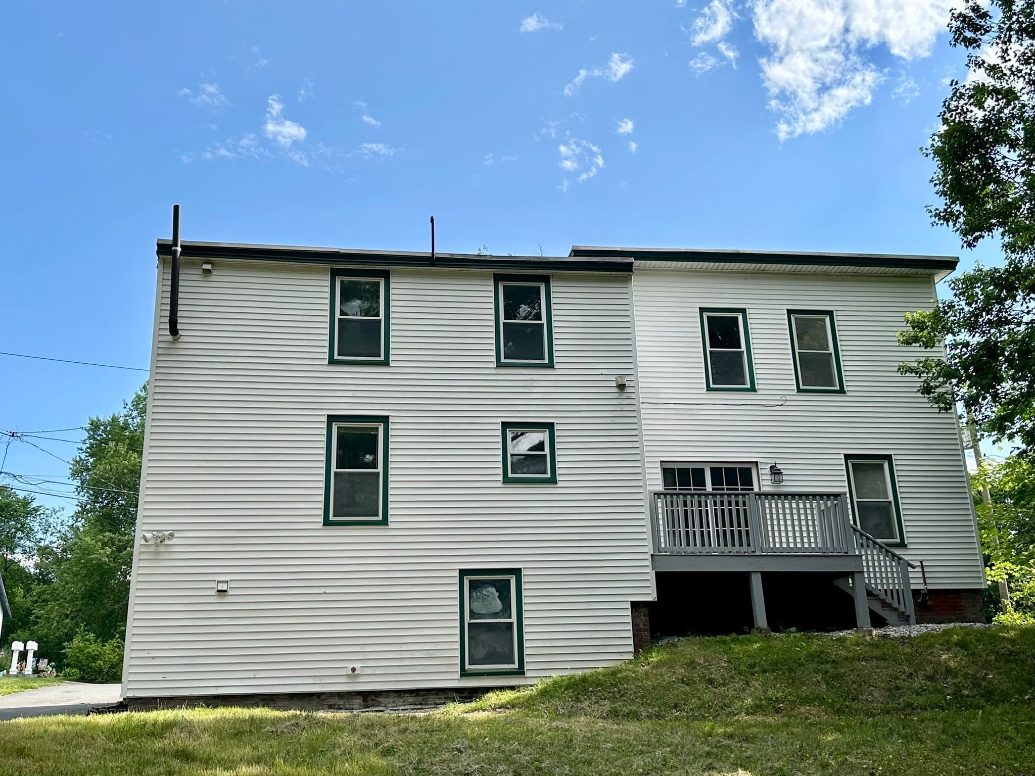2 Family - 2 Units Up/Down at 33 Prospect Street, Templeton MA 01436, photo 19 of 19