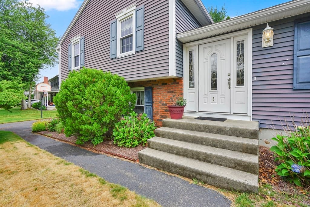 Single Family Residence at 6 Tardy Rd, Chicopee MA 01020, Chicopee, photo 3 of 42