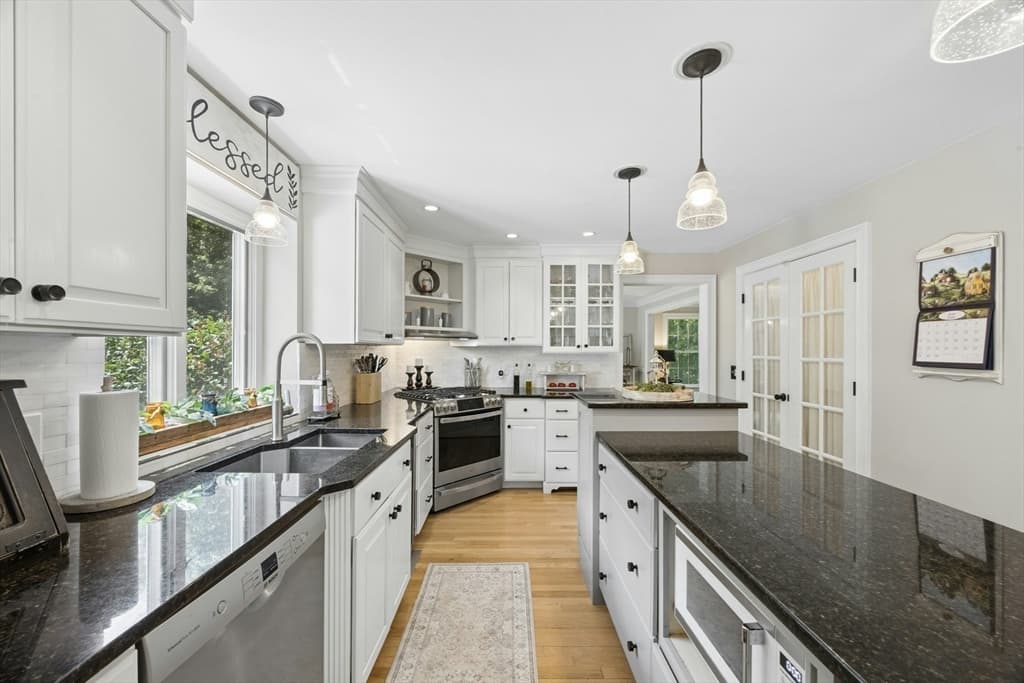 Single Family Residence at 203 Maple St, Douglas MA 01516, photo 12 of 42