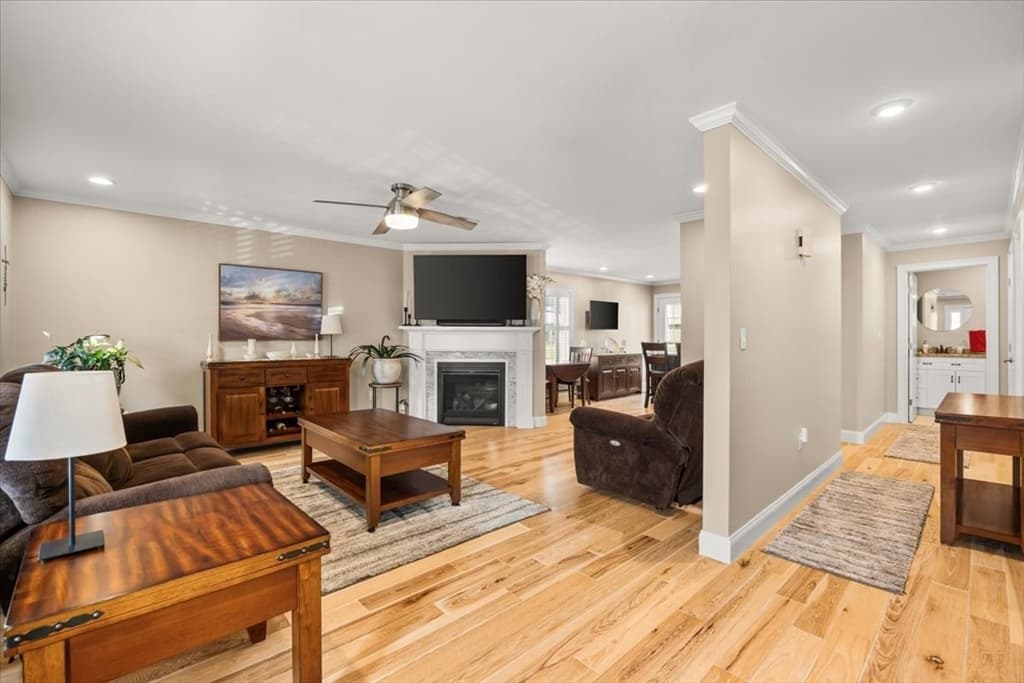 8 Bernards Way # 8, Lakeville MA 02347 photo 7