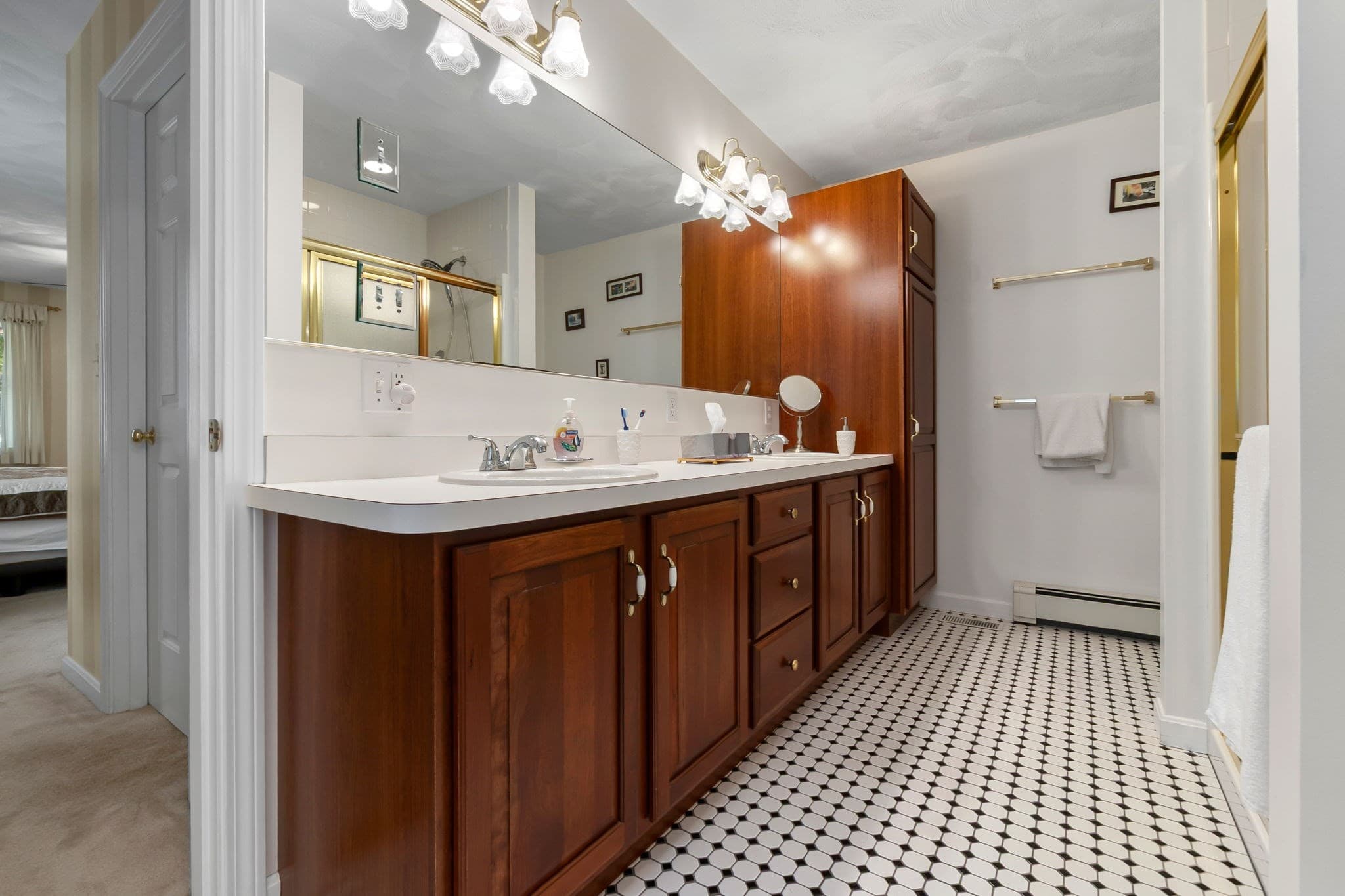 Single Family Residence at 4 Calas Circle, Peabody MA 01960, Peabody, photo 20 of 42