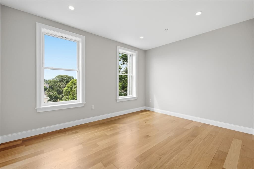 Condominium at 40 Westmoreland St # 8, Boston MA 02124, Boston, photo 16 of 22