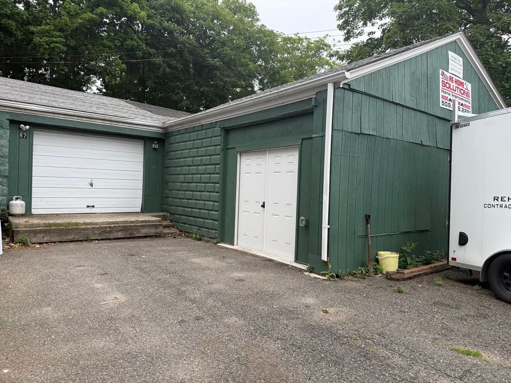 87 Tremont Street, New Bedford MA 02740