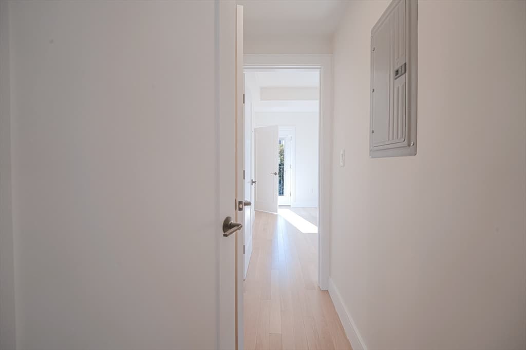 4 Family - 4 Units Up/Down at 59 Gove St., Boston MA 02128, photo 10 of 32