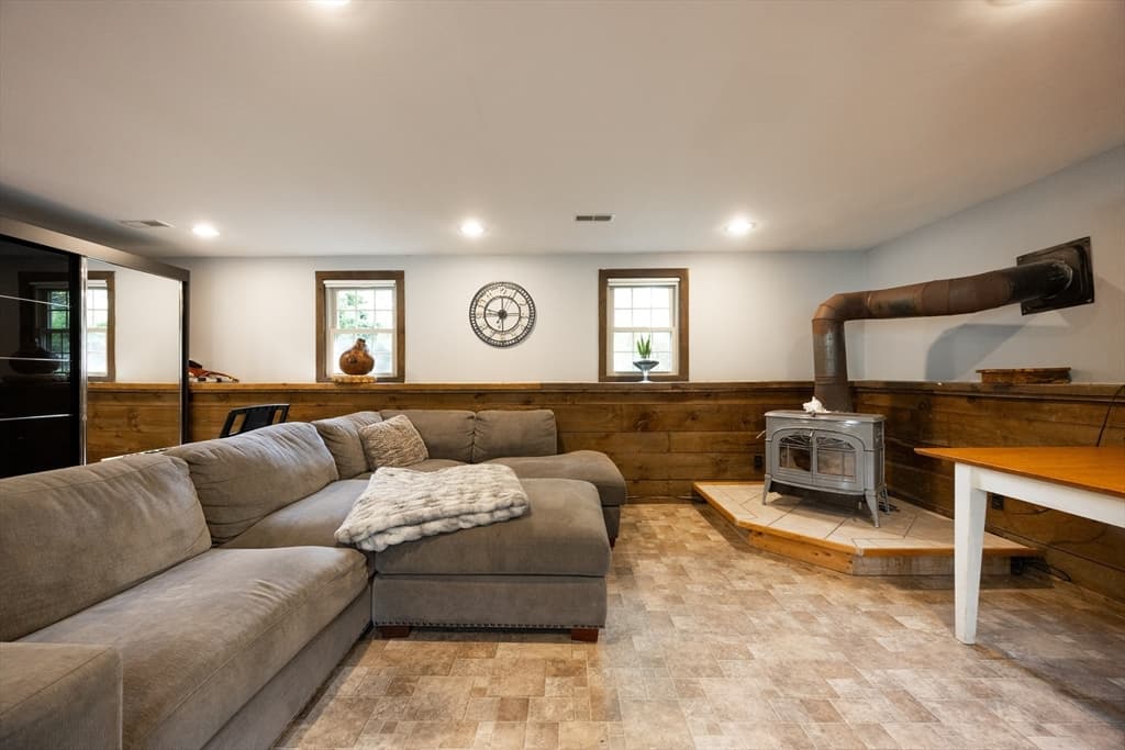 23 Lexington Ln, Millis MA 02054 photo 23