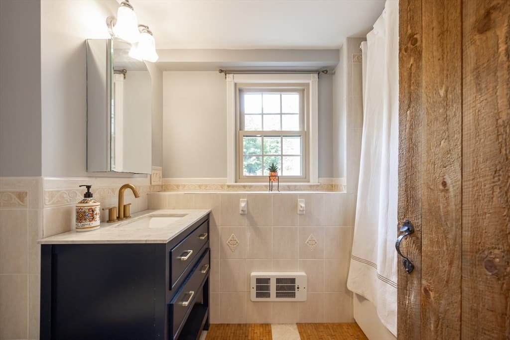 23 Lexington Ln, Millis MA 02054 photo 22