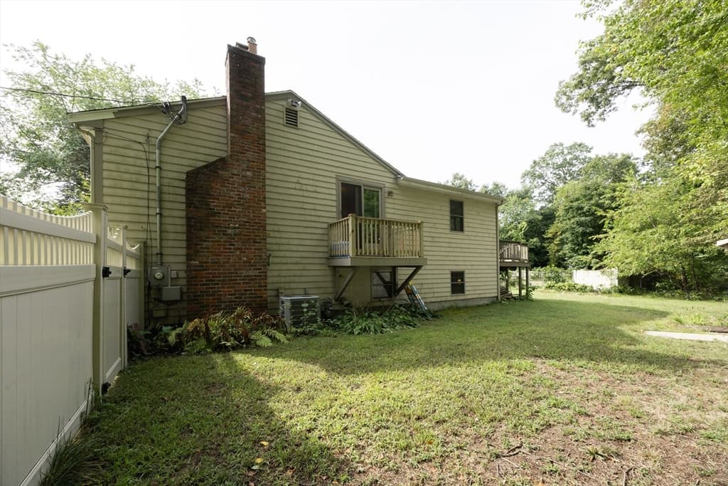 23 Lexington Ln, Millis MA 02054 photo 7