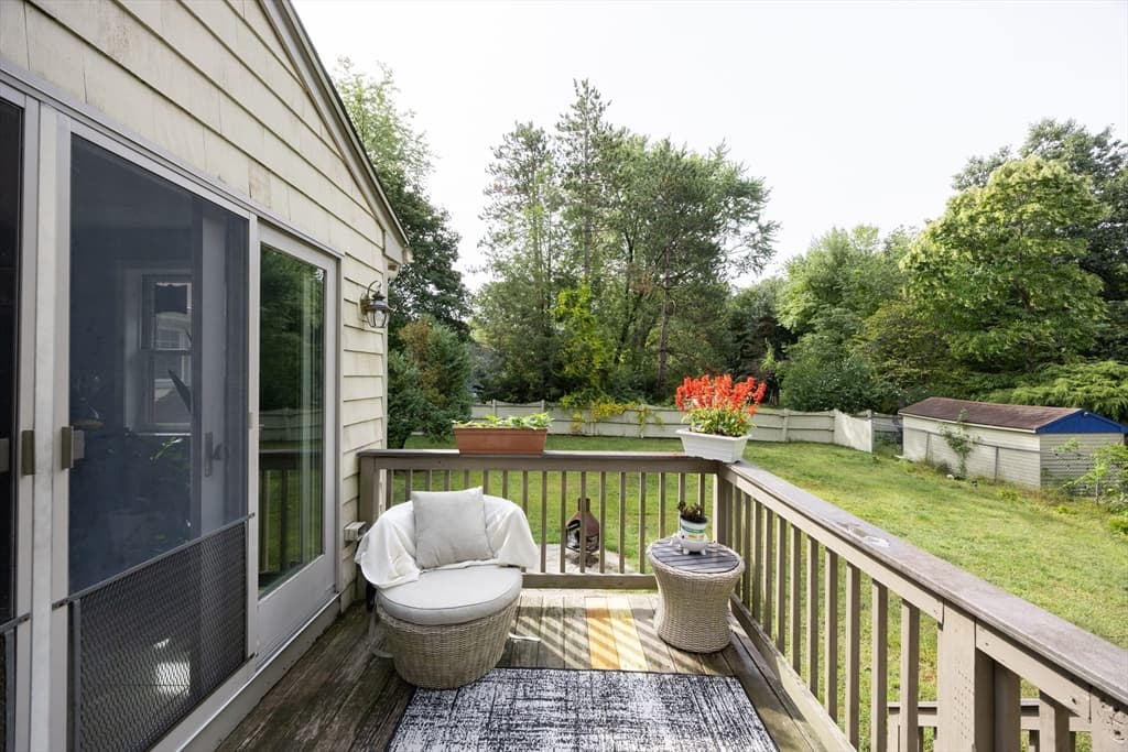 23 Lexington Ln, Millis MA 02054 photo 9