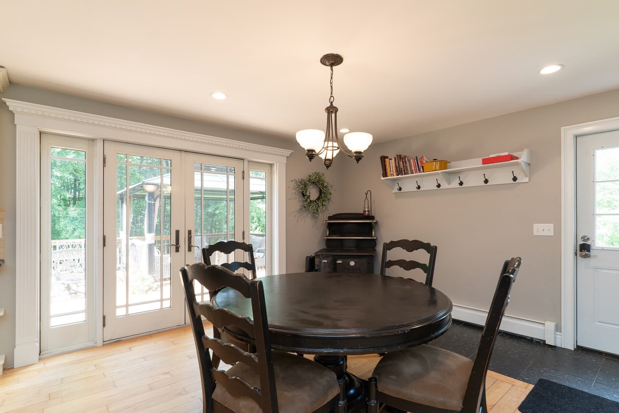 Single Family Residence at 1 Barefoot Ln, Brookfield MA 01506, Brookfield, photo 17 of 41