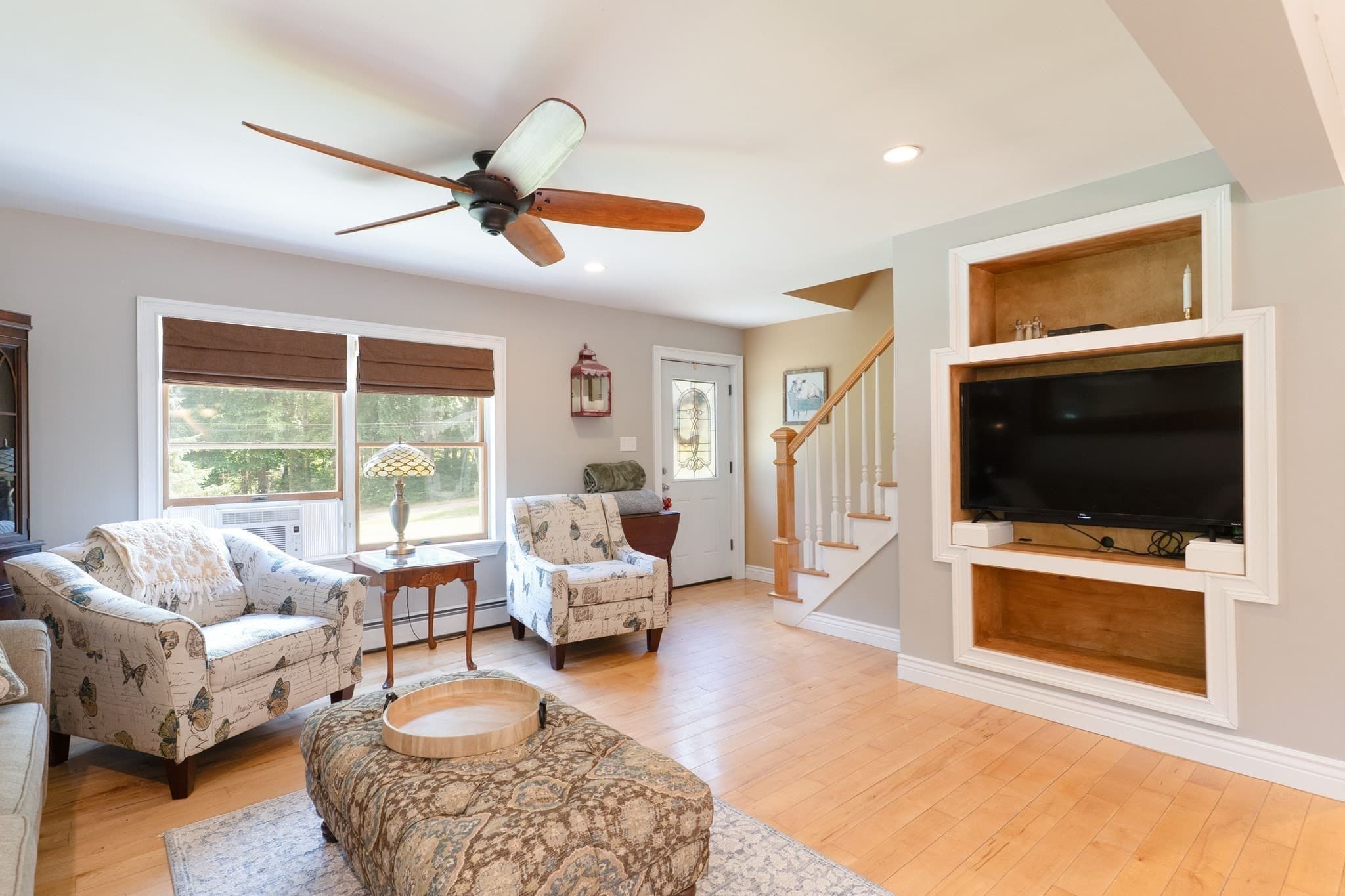 Single Family Residence at 1 Barefoot Ln, Brookfield MA 01506, Brookfield, photo 16 of 41