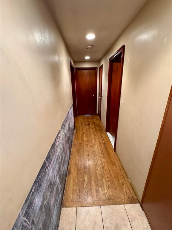 Single Family Residence at 26 Donnelly Cross Rd, Spencer MA 01562, photo 9 of 16
