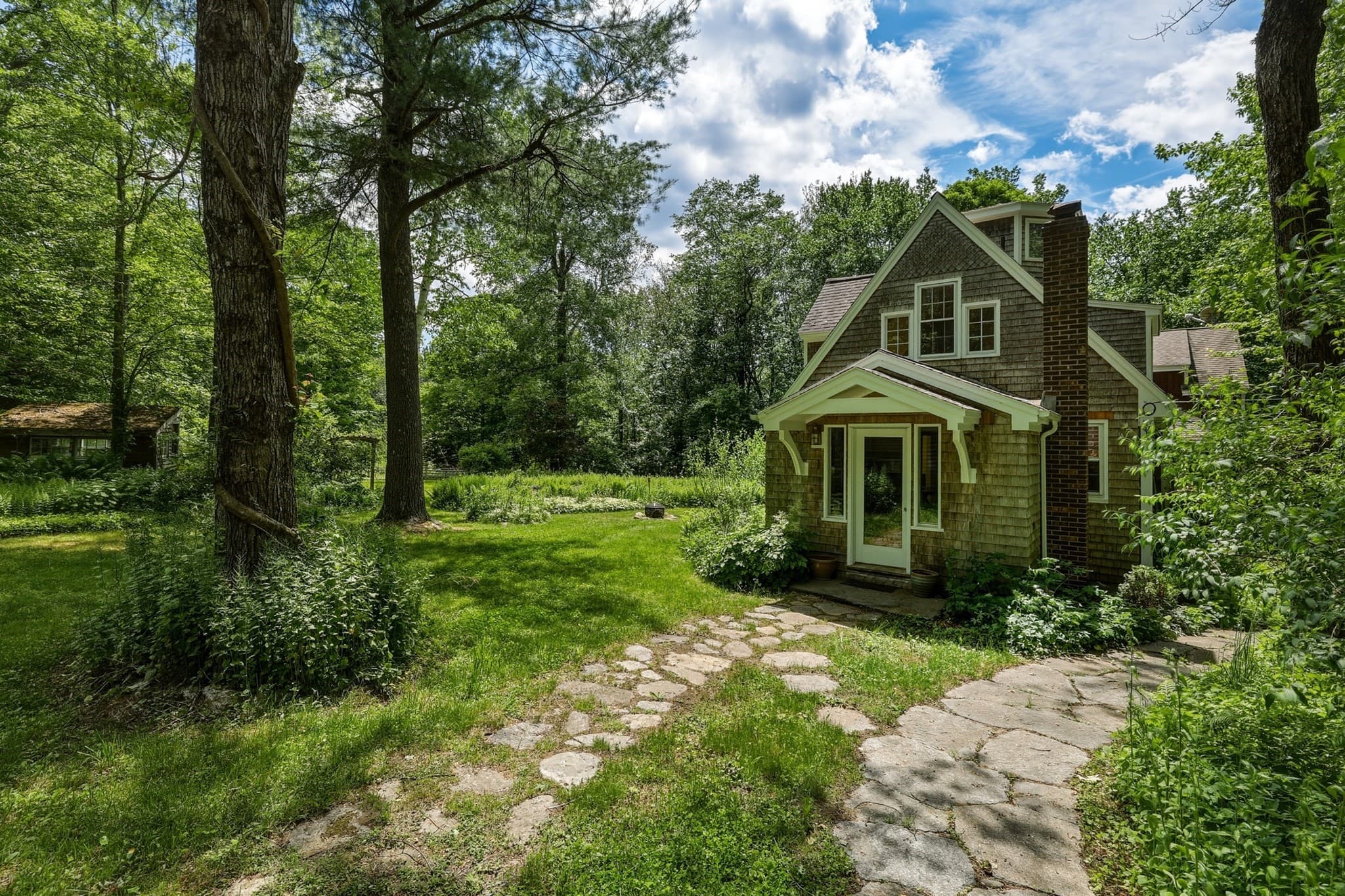 Single Family Residence at 7 Sundown, Goshen MA 01096, photo 3 of 37