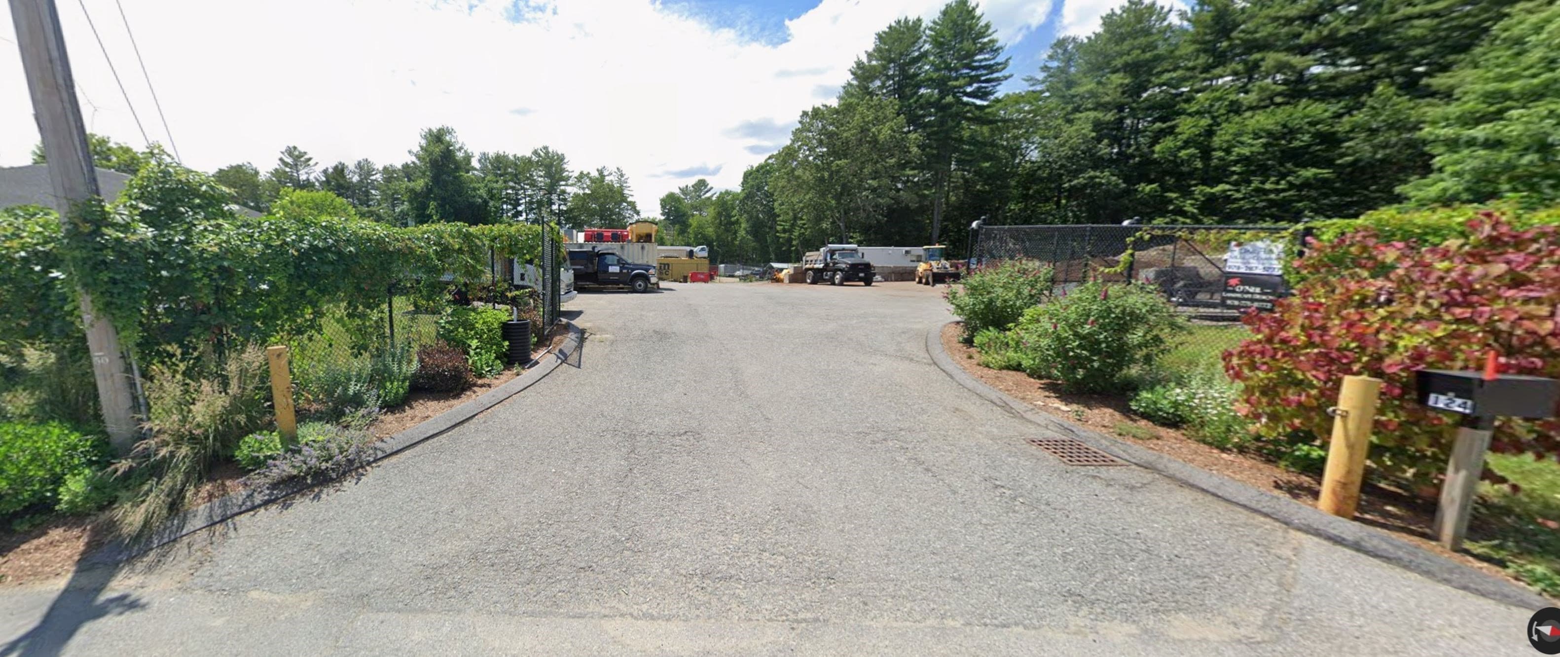 124 Oak Hill Road, Westford MA 01886