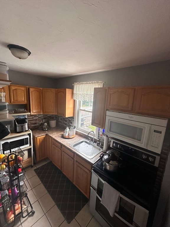 2 Family - 2 Units Up/Down at 361 N Montello, Brockton MA 02301, photo 7 of 23