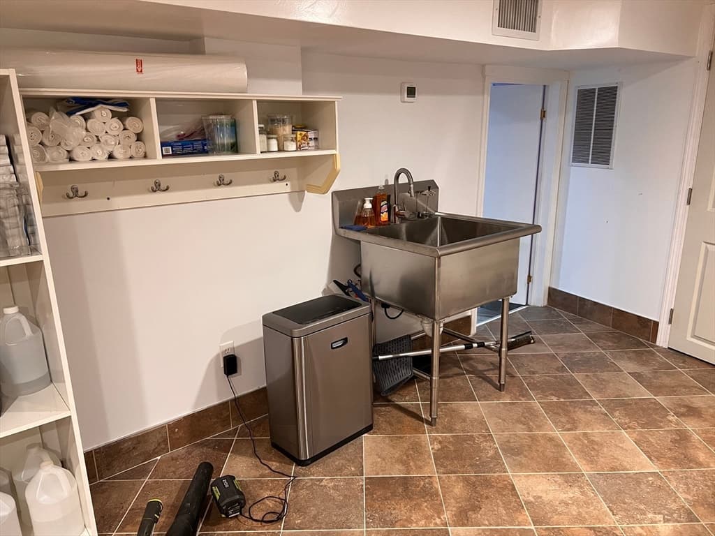 X30 Baker St, B, Boston MA 02132 photo 6
