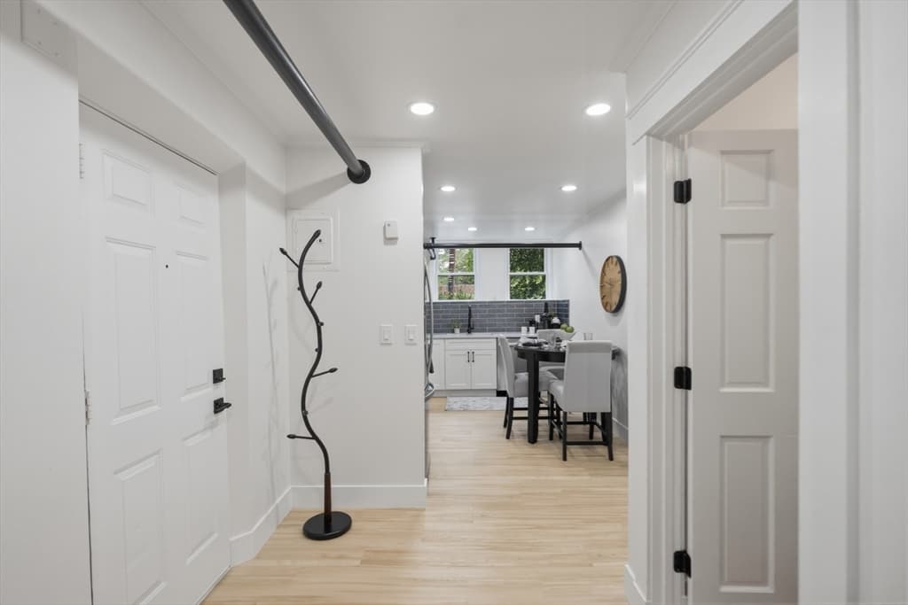 Condominium at 52 Garden St # B2, Cambridge MA 02138, Cambridge, photo 13 of 31