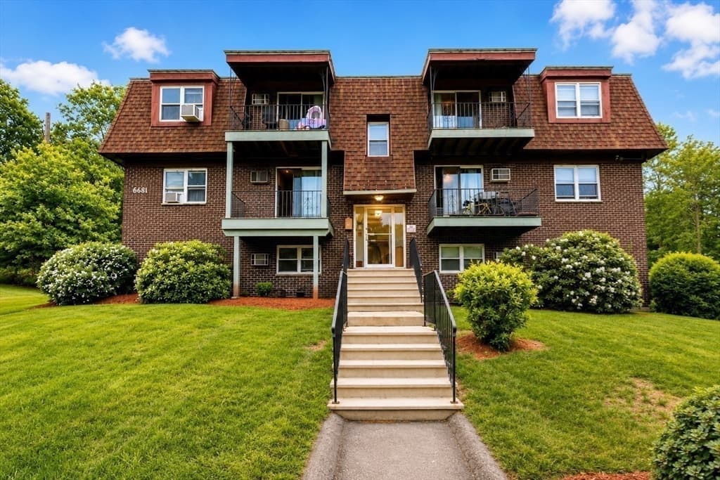 668 Robbins Ave # 3, Dracut MA 01826 photo 8