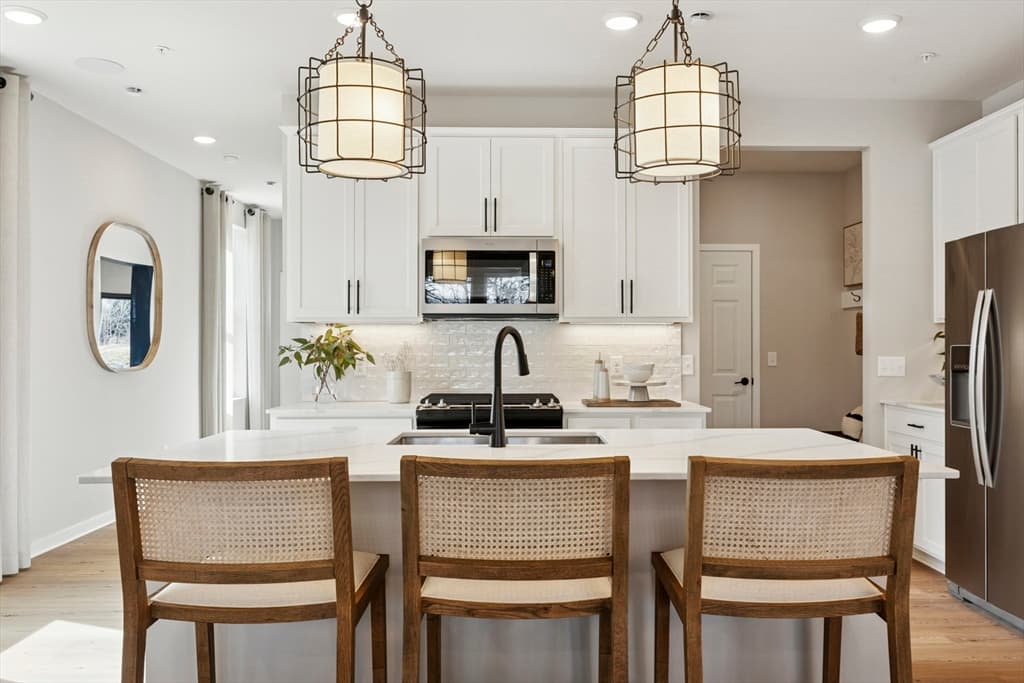 24 Emerald Run # 57, Shrewsbury MA 01545