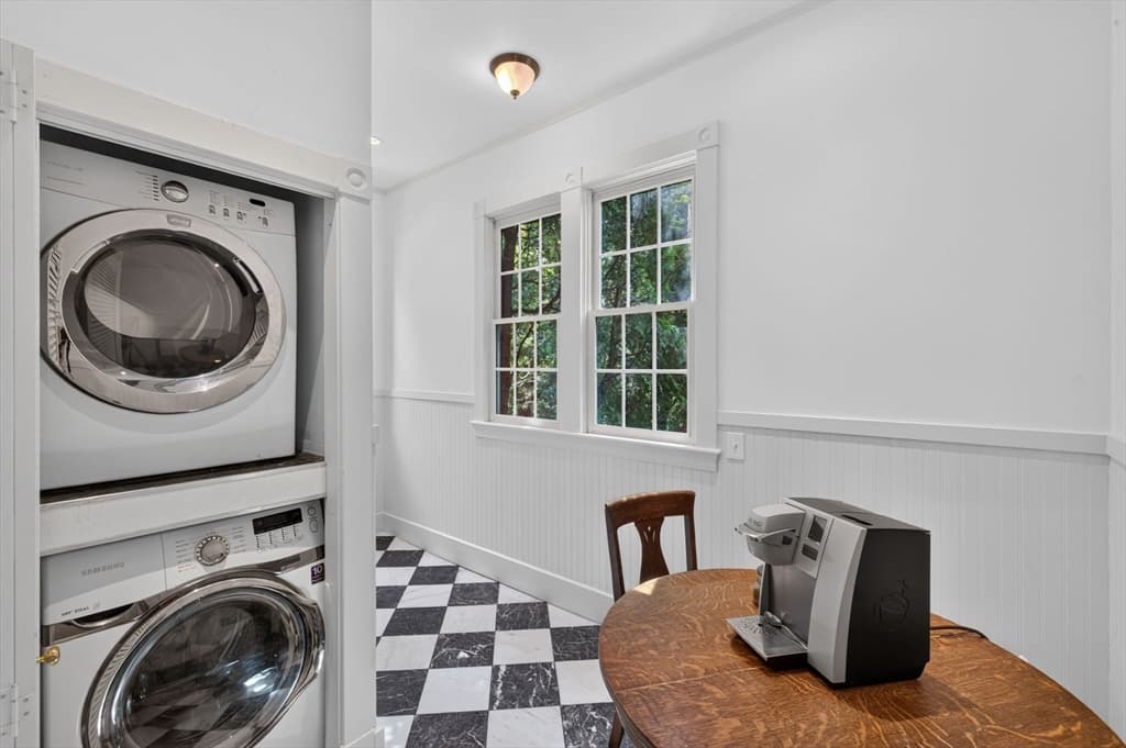 58 Summer St, Taunton MA 02780 photo 10
