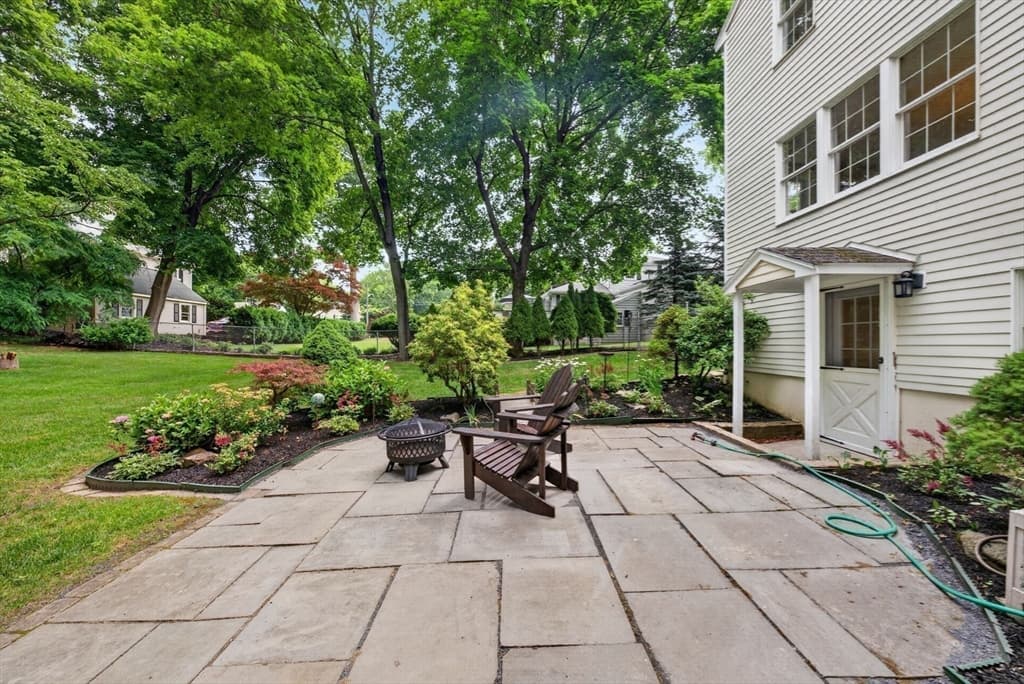 131 Prospect St, Wakefield MA 01880 photo 4