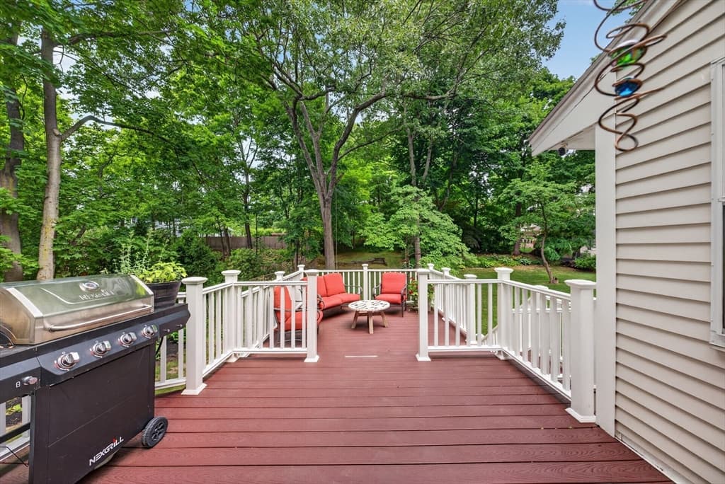 131 Prospect St, Wakefield MA 01880 photo 8