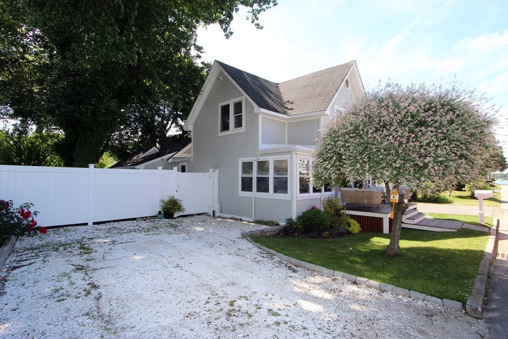22 Maple Street, Wareham MA 02571 photo 7
