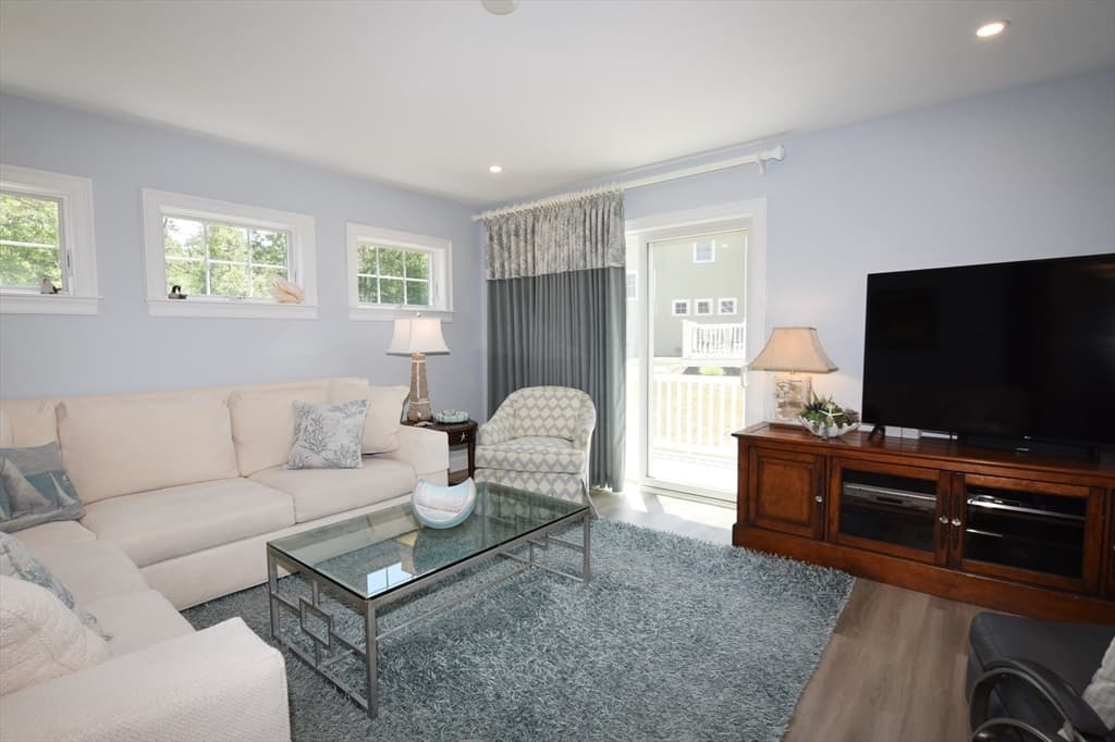 Condominium at 66 Drum Dr # 66, Plymouth MA 02360, Plymouth, photo 11 of 33