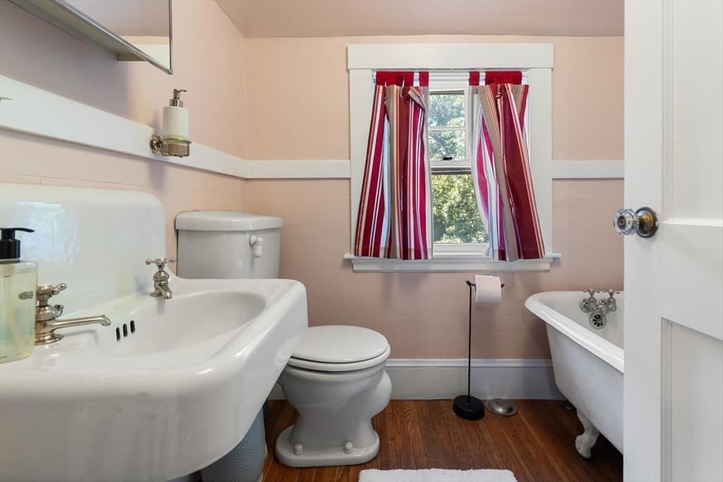 114 South Border Road, Medford MA 02155 photo 27