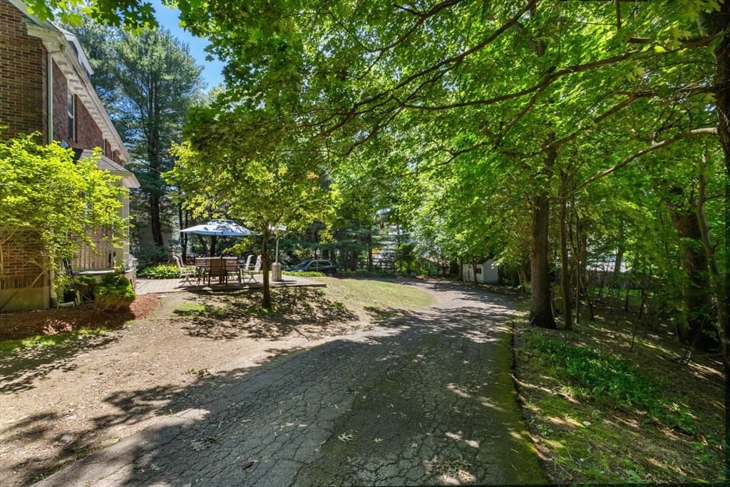114 South Border Road, Medford MA 02155 photo 32