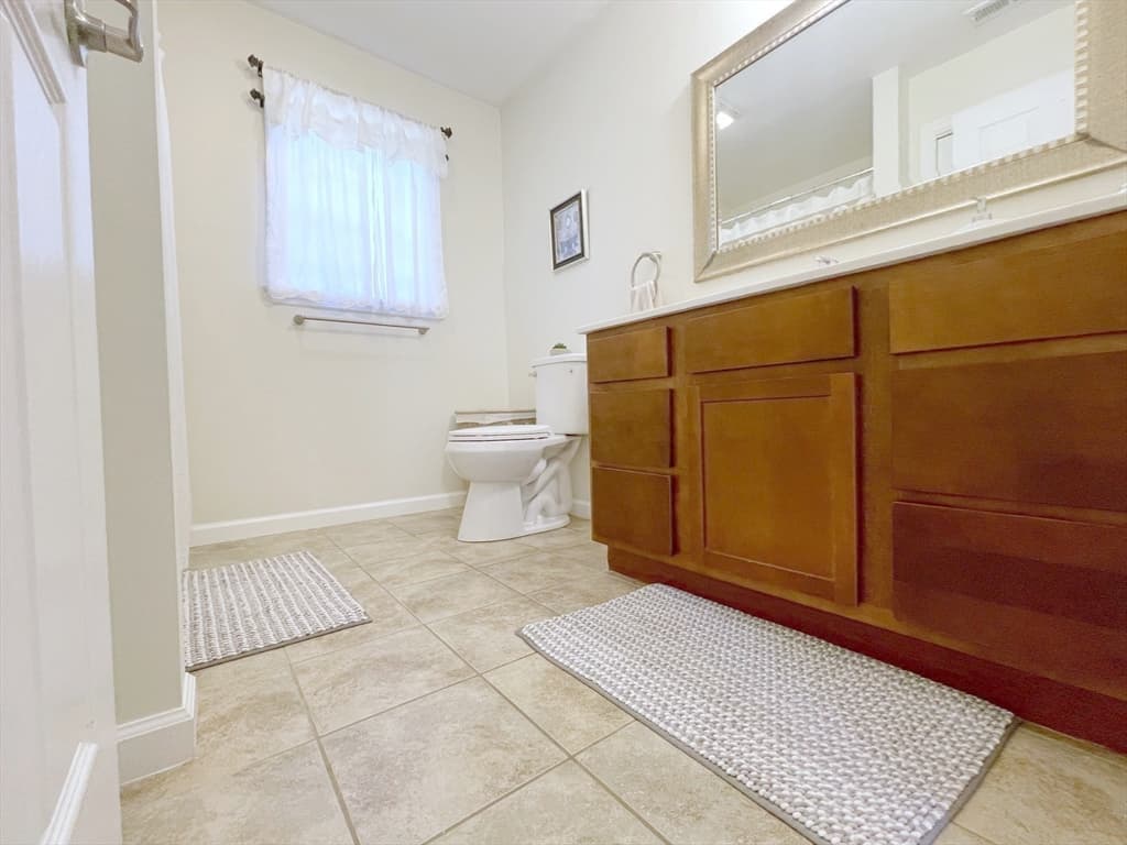 52 Phelps St, Marlborough MA 01752 photo 24