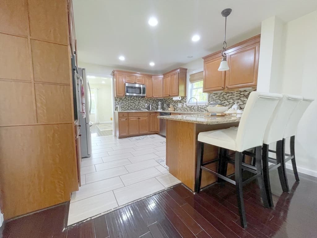 52 Phelps St, Marlborough MA 01752 photo 10