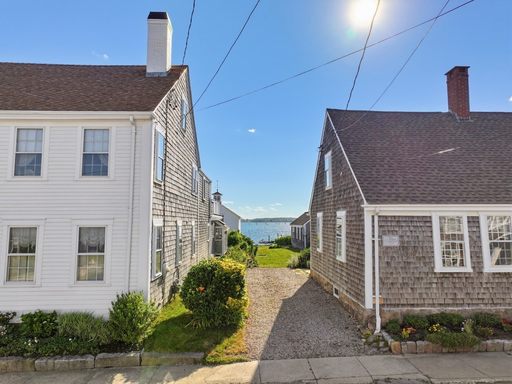 Single Family Residence at 2037 Main Rd, Westport MA 02791, photo 4 of 42
