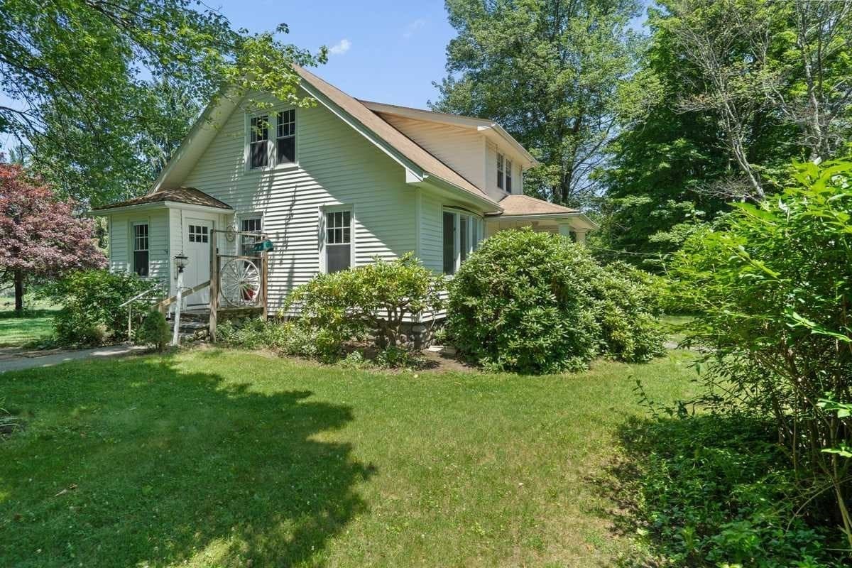 Single Family Residence at 601 Wachusett Street, Holden MA 01520, photo 33 of 38