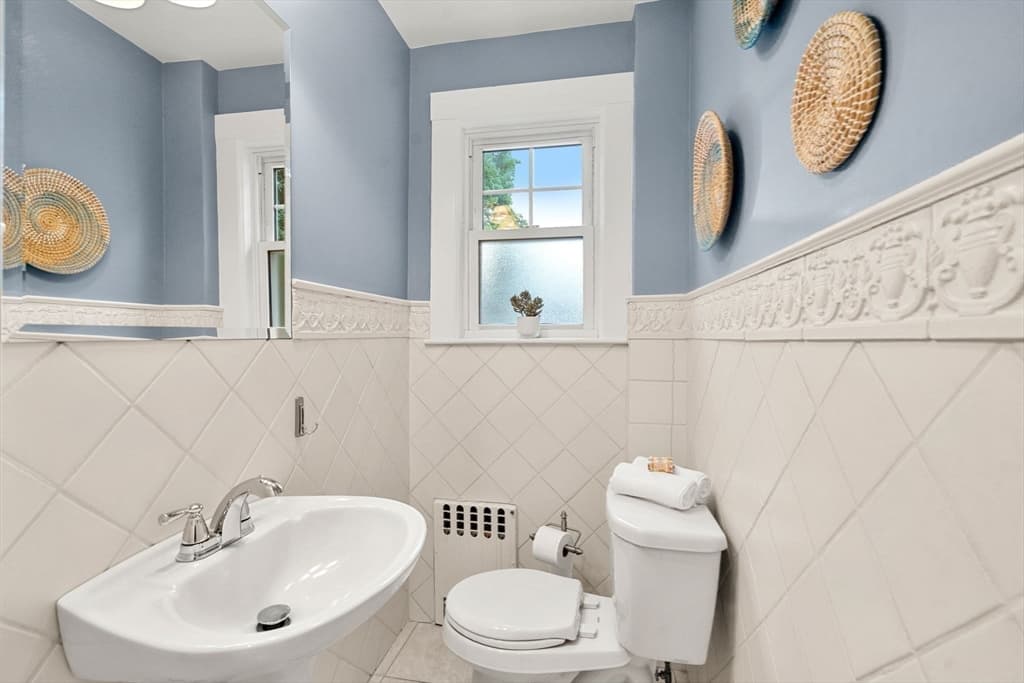 36 Richardson Road, Belmont MA 02478 photo 9