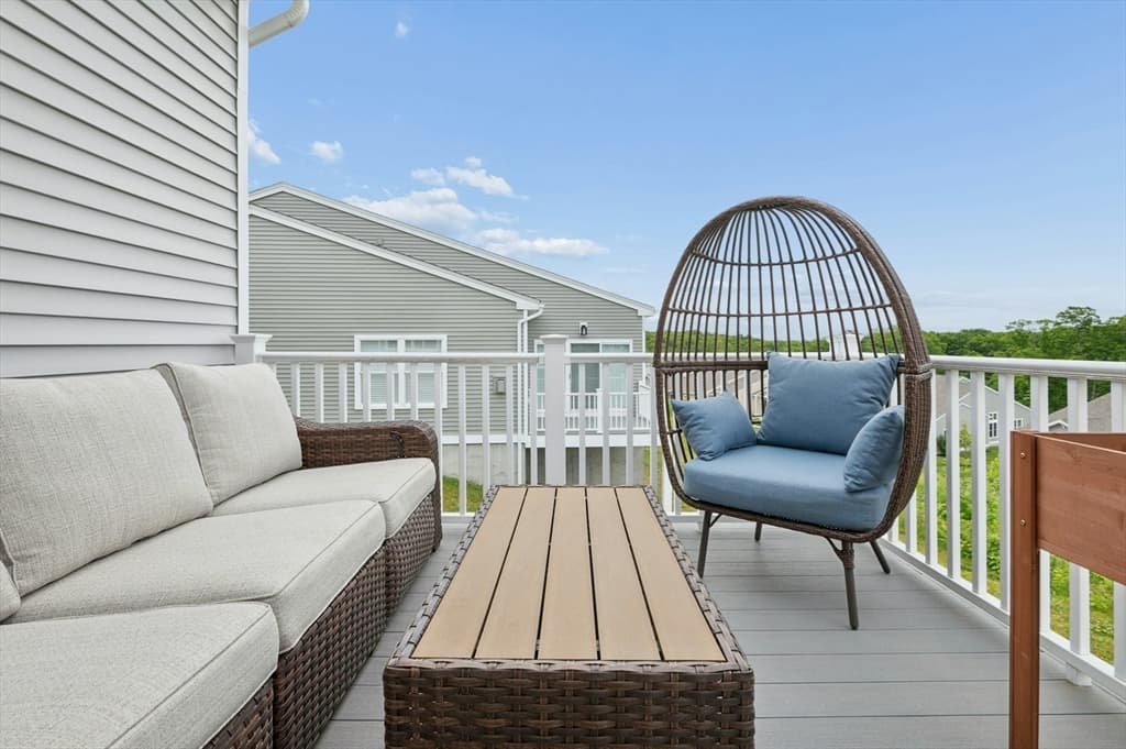 Condominium at 44 Logans Run # 44, Millbury MA 01527, Millbury, photo 19 of 41